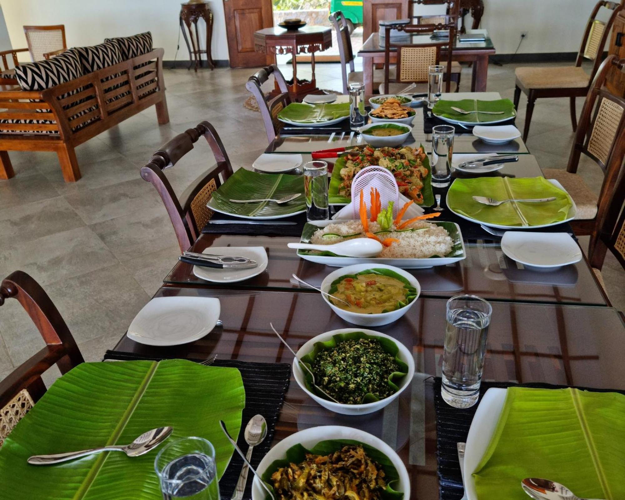Arhimser Villa-Superb 4 Bedroom Beachfront For 8 In Ranna, Tangalle, Bb, Pool, Free Pick Up For 7 Night Stays Arriving Together, Serviced, Taxes Included Екстер'єр фото