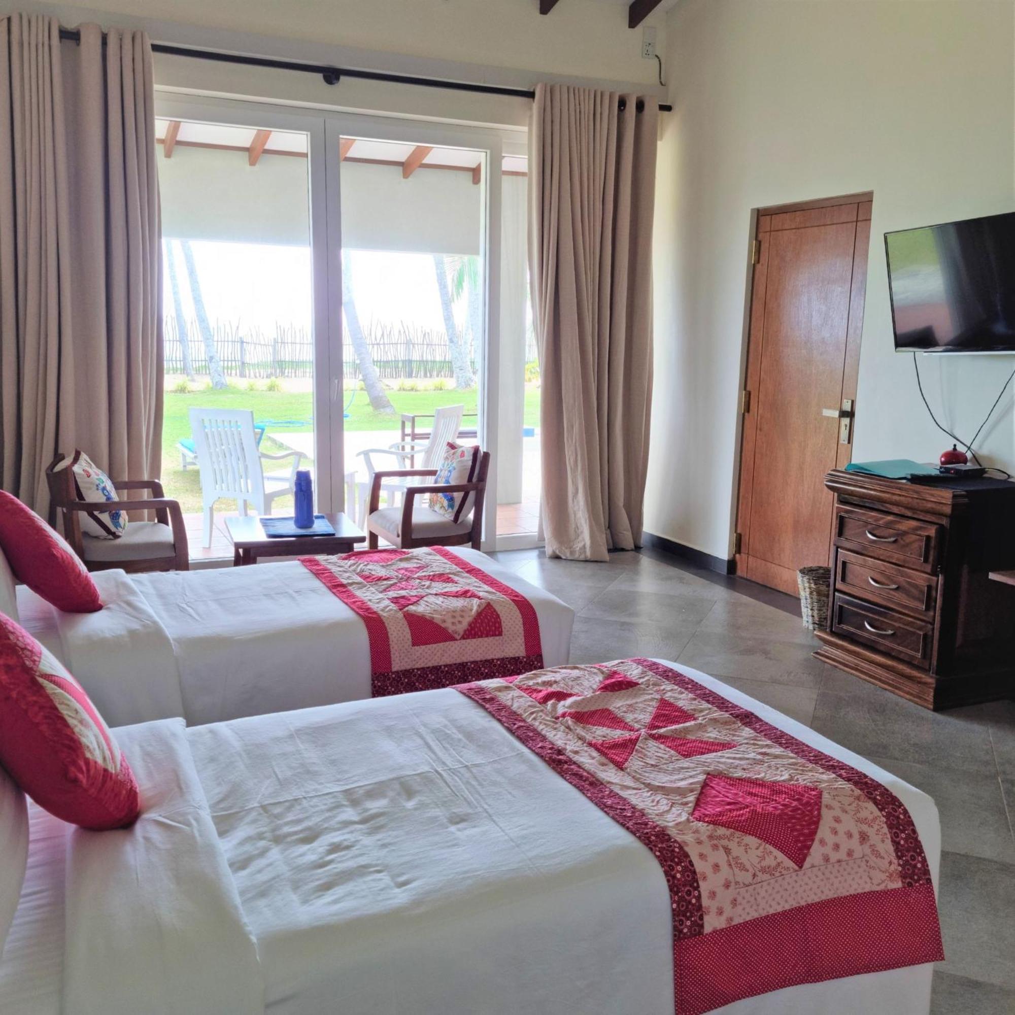 Arhimser Villa-Superb 4 Bedroom Beachfront For 8 In Ranna, Tangalle, Bb, Pool, Free Pick Up For 7 Night Stays Arriving Together, Serviced, Taxes Included Екстер'єр фото