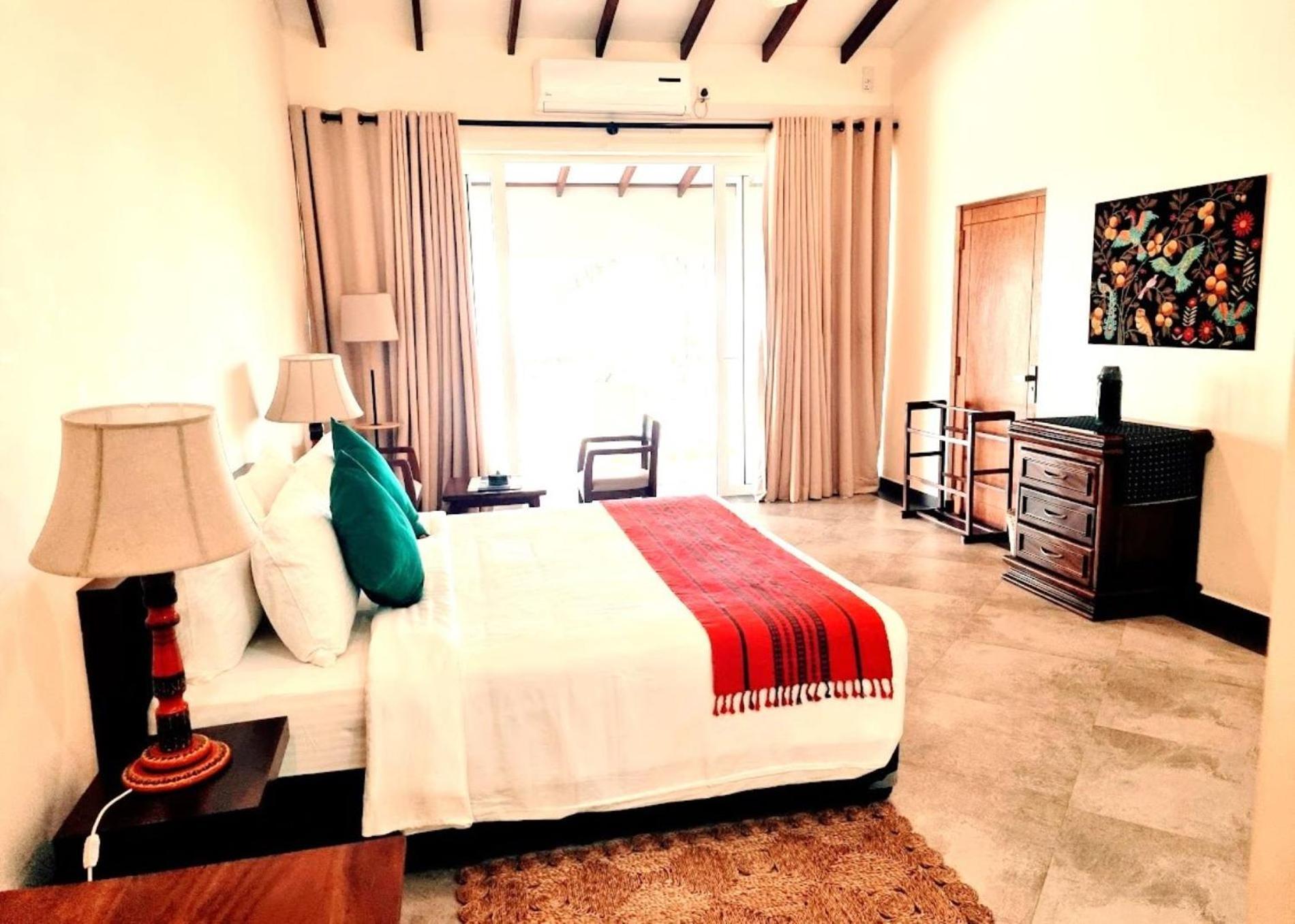 Arhimser Villa-Superb 4 Bedroom Beachfront For 8 In Ranna, Tangalle, Bb, Pool, Free Pick Up For 7 Night Stays Arriving Together, Serviced, Taxes Included Екстер'єр фото