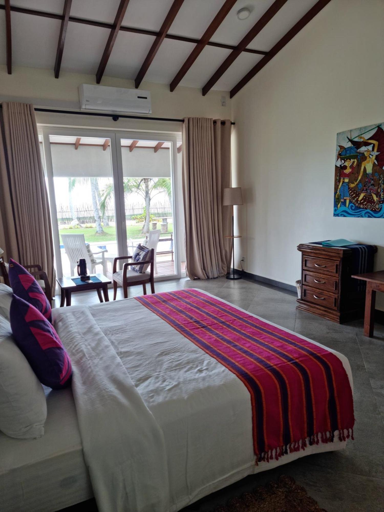 Arhimser Villa-Superb 4 Bedroom Beachfront For 8 In Ranna, Tangalle, Bb, Pool, Free Pick Up For 7 Night Stays Arriving Together, Serviced, Taxes Included Екстер'єр фото